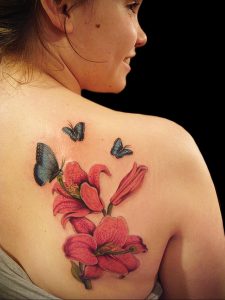 Фото тату с цветами на лопатке 09.03.2020 №023 -tattoo on the shoulder- tattoo-photo.ru