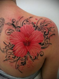 Фото тату с цветами на лопатке 09.03.2020 №038 -tattoo on the shoulder- tattoo-photo.ru