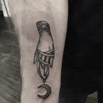 Фото рисунка тату рука ведьмы 28.01.2021 №0019 - witch hand tattoo - tattoo-photo.ru