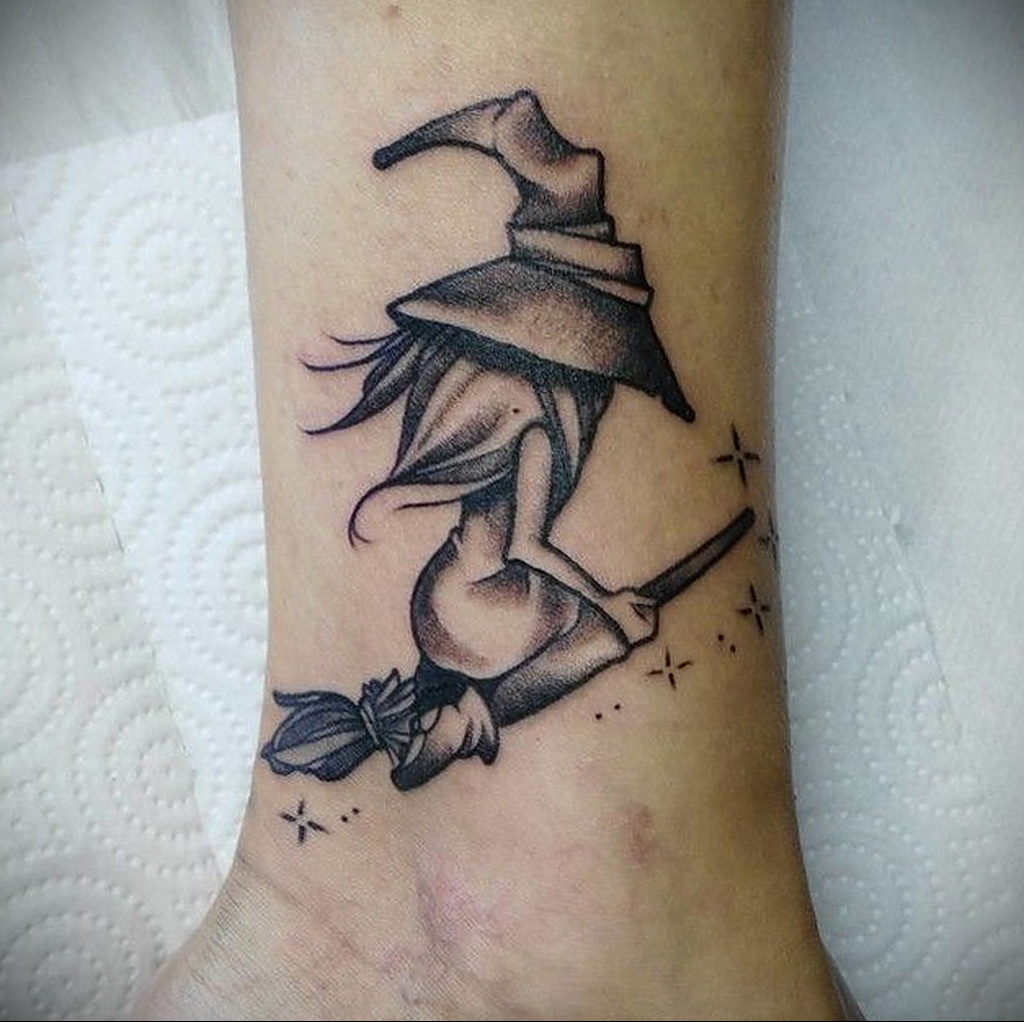 Фото. № 0021 - tattoo witch broom - tattoo-photo.ru. метла. ведьмы 28.01.20...