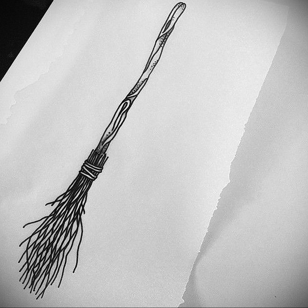 Фото. № 0039 - tattoo witch broom - tattoo-photo.ru. метла. ведьмы 28.01.20...