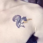Фото пример рисунка тату белка 18,10,2021 - №0056 - squirrel tattoo - tattoo-photo.ru