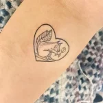 Фото пример рисунка тату белка 18,10,2021 - №0014 - squirrel tattoo - tattoo-photo.ru