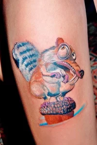 Фото пример рисунка тату белка 18,10,2021 - №0018 - squirrel tattoo - tattoo-photo.ru