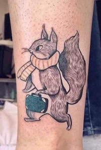 Фото пример рисунка тату белка 18,10,2021 - №0032 - squirrel tattoo - tattoo-photo.ru