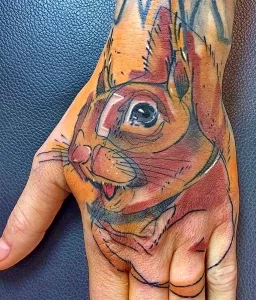 Фото пример рисунка тату белка 18,10,2021 - №0066 - squirrel tattoo - tattoo-photo.ru