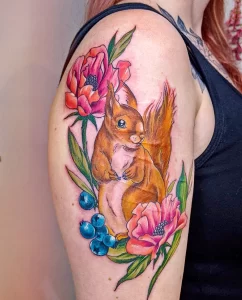 Фото пример рисунка тату белка 18,10,2021 - №0108 - squirrel tattoo - tattoo-photo.ru