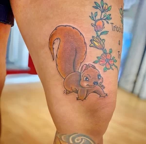 Фото пример рисунка тату белка 18,10,2021 - №0117 - squirrel tattoo - tattoo-photo.ru