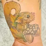 Фото пример рисунка тату белка 18,10,2021 - №0145 - squirrel tattoo - tattoo-photo.ru