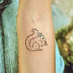 Фото пример рисунка тату белка 18,10,2021 - №0195 - squirrel tattoo - tattoo-photo.ru