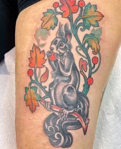 Фото пример рисунка тату белка 18,10,2021 - №0212 - squirrel tattoo - tattoo-photo.ru