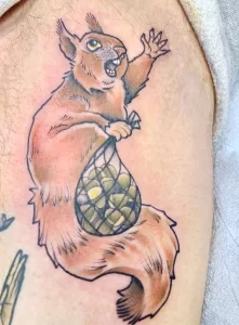 Фото пример рисунка тату белка 18,10,2021 - №0214 - squirrel tattoo - tattoo-photo.ru