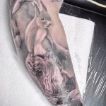 Фото пример рисунка тату белка 18,10,2021 - №0241 - squirrel tattoo - tattoo-photo.ru