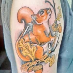 Фото пример рисунка тату белка 18,10,2021 - №0261 - squirrel tattoo - tattoo-photo.ru