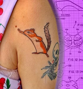 Фото пример рисунка тату белка 18,10,2021 - №0282 - squirrel tattoo - tattoo-photo.ru