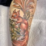 Фото пример рисунка тату белка 18,10,2021 - №0300 - squirrel tattoo - tattoo-photo.ru