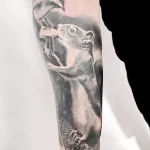 Фото пример рисунка тату белка 18,10,2021 - №0305 - squirrel tattoo - tattoo-photo.ru