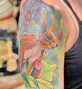 Фото пример рисунка тату белка 18,10,2021 - №0356 - squirrel tattoo - tattoo-photo.ru
