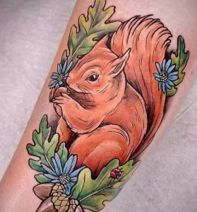 Фото пример рисунка тату белка 18,10,2021 - №0358 - squirrel tattoo - tattoo-photo.ru
