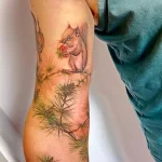 Фото пример рисунка тату белка 18,10,2021 - №0384 - squirrel tattoo - tattoo-photo.ru
