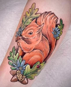 Фото пример рисунка тату белка 18,10,2021 - №0391 - squirrel tattoo - tattoo-photo.ru