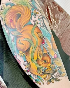 Фото пример рисунка тату белка 18,10,2021 - №0396 - squirrel tattoo - tattoo-photo.ru