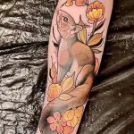 Фото пример рисунка тату белка 18,10,2021 - №0412 - squirrel tattoo - tattoo-photo.ru