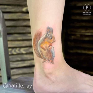 Фото пример рисунка тату белка 18,10,2021 - №0479 - squirrel tattoo - tattoo-photo.ru