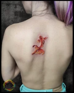 Фото тату золотая рыбка 07,12,2021 - №384 - goldfish tattoo - tattoo-photo.ru