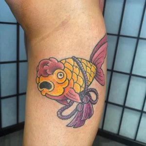 Фото тату золотая рыбка 07,12,2021 - №606 - goldfish tattoo - tattoo-photo.ru