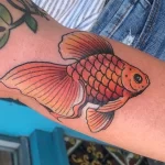 Фото тату золотая рыбка 07,12,2021 - №615 - goldfish tattoo - tattoo-photo.ru