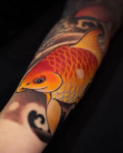 Фото тату золотая рыбка 07,12,2021 - №636 - goldfish tattoo - tattoo-photo.ru