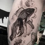 Фото тату золотая рыбка 07,12,2021 - №063 - goldfish tattoo - tattoo-photo.ru