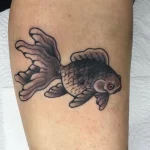 Фото тату золотая рыбка 07,12,2021 - №069 - goldfish tattoo - tattoo-photo.ru