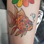 Фото тату золотая рыбка 07,12,2021 - №090 - goldfish tattoo - tattoo-photo.ru