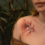 Фото тату золотая рыбка 07,12,2021 - №096 - goldfish tattoo - tattoo-photo.ru