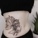 Фото тату золотая рыбка 07,12,2021 - №116 - goldfish tattoo - tattoo-photo.ru