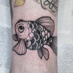 Фото тату золотая рыбка 07,12,2021 - №151 - goldfish tattoo - tattoo-photo.ru