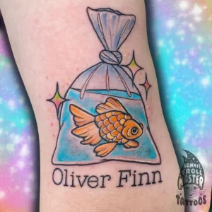 Фото тату золотая рыбка 07,12,2021 - №168 - goldfish tattoo - tattoo-photo.ru