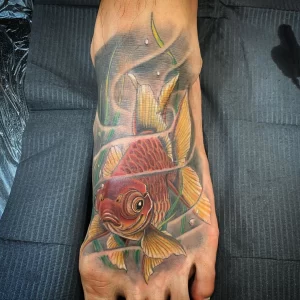 Фото тату золотая рыбка 07,12,2021 - №183 - goldfish tattoo - tattoo-photo.ru