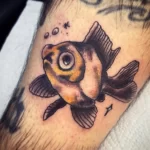 Фото тату золотая рыбка 07,12,2021 - №207 - goldfish tattoo - tattoo-photo.ru