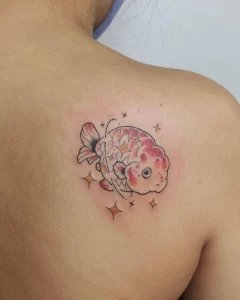 Фото тату золотая рыбка 07,12,2021 - №262 - goldfish tattoo - tattoo-photo.ru