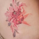 Фото тату золотая рыбка 07,12,2021 - №273 - goldfish tattoo - tattoo-photo.ru