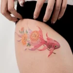 Фото тату золотая рыбка 07,12,2021 - №285 - goldfish tattoo - tattoo-photo.ru