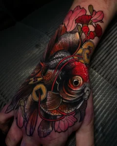 Фото тату золотая рыбка 07,12,2021 - №326 - goldfish tattoo - tattoo-photo.ru