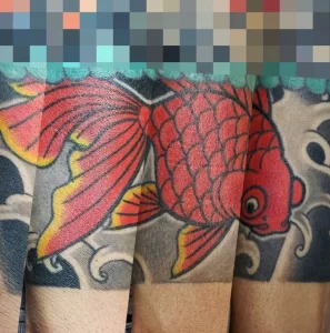 Фото тату золотая рыбка 07,12,2021 - №351 - goldfish tattoo - tattoo-photo.ru