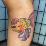 Фото тату золотая рыбка 07,12,2021 - №352 - goldfish tattoo - tattoo-photo.ru