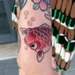 Фото тату золотая рыбка 07,12,2021 - №395 - goldfish tattoo - tattoo-photo.ru