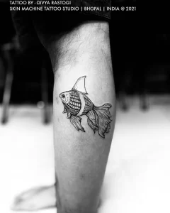 Фото тату золотая рыбка 07,12,2021 - №413 - goldfish tattoo - tattoo-photo.ru