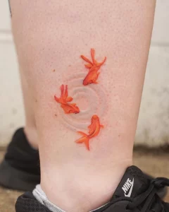Фото тату золотая рыбка 07,12,2021 - №474 - goldfish tattoo - tattoo-photo.ru